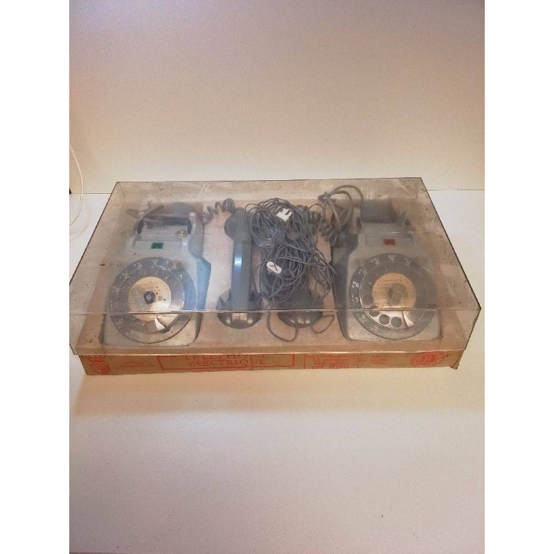 LOT TELEPHONE ANCIEN