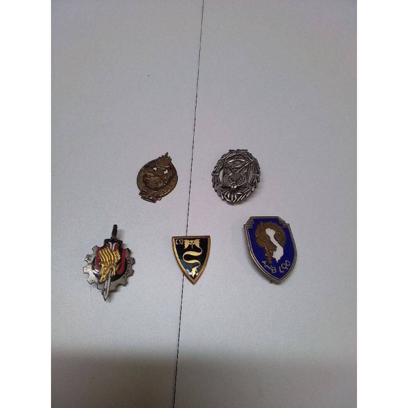 LOT DÉCORATIONS MILITAIRE 