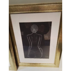 DESSIN NOIR ET BLANC CADRE DORÉ 