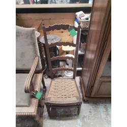 CHAISE STYLE PRIE DIEUX