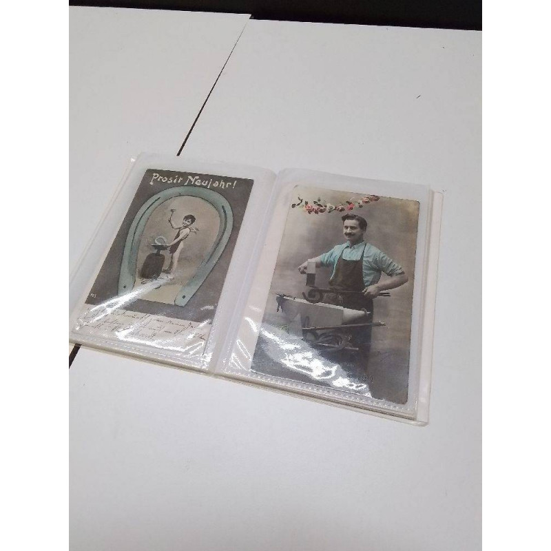 ALBUM DE CARTES POSTALES FORGERONS 