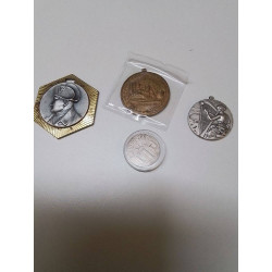 LOT DE MEDAILLES