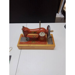 MACHINE A COUDRE POUR ENFANT 