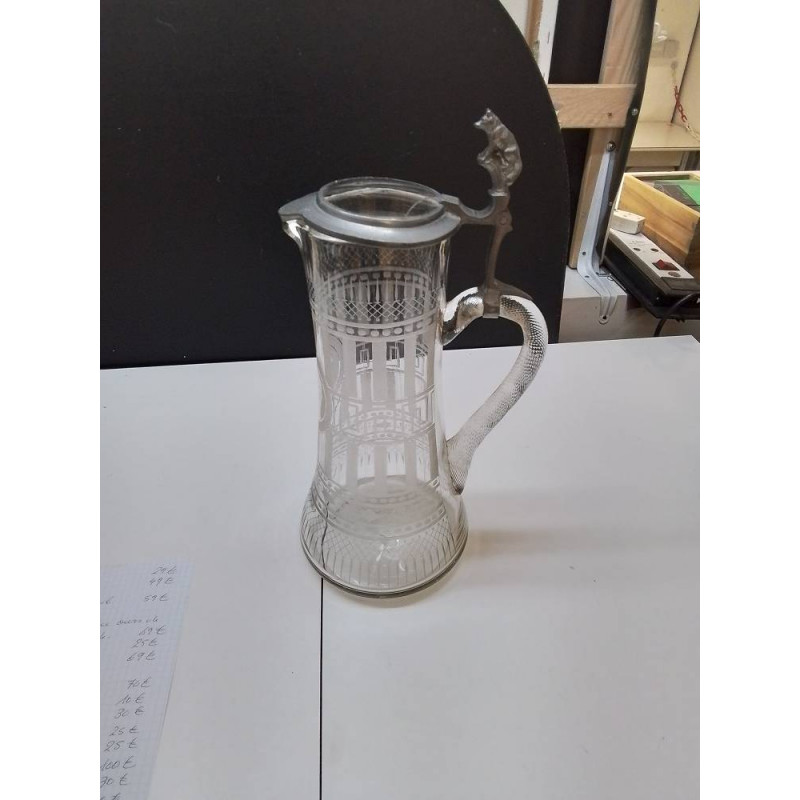 CRUCHE EN VERRE AVEC OURS DE BERLIN *