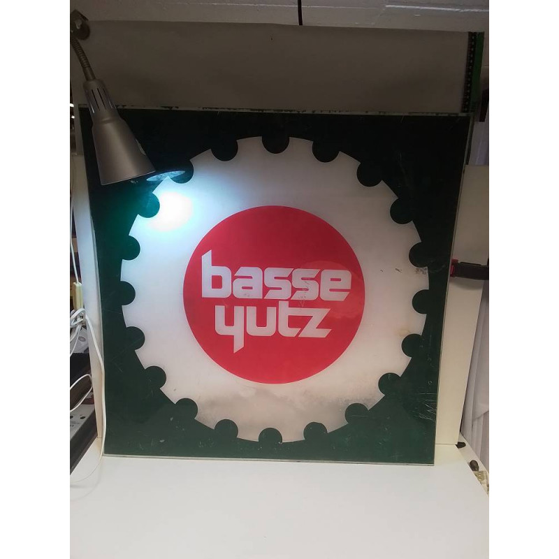 PANNEAU PUBLICITAIRE PLEXI BASSE YUTZ 
