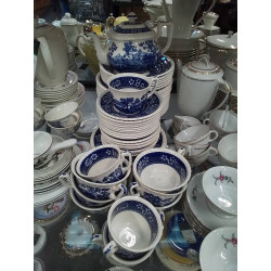 SERVICE DE TABLE VILLEROY...