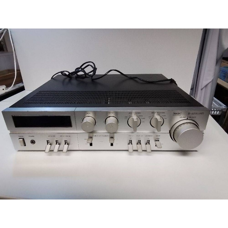 AMPLIFICATEUR BASF D-6275 + BOUTONS