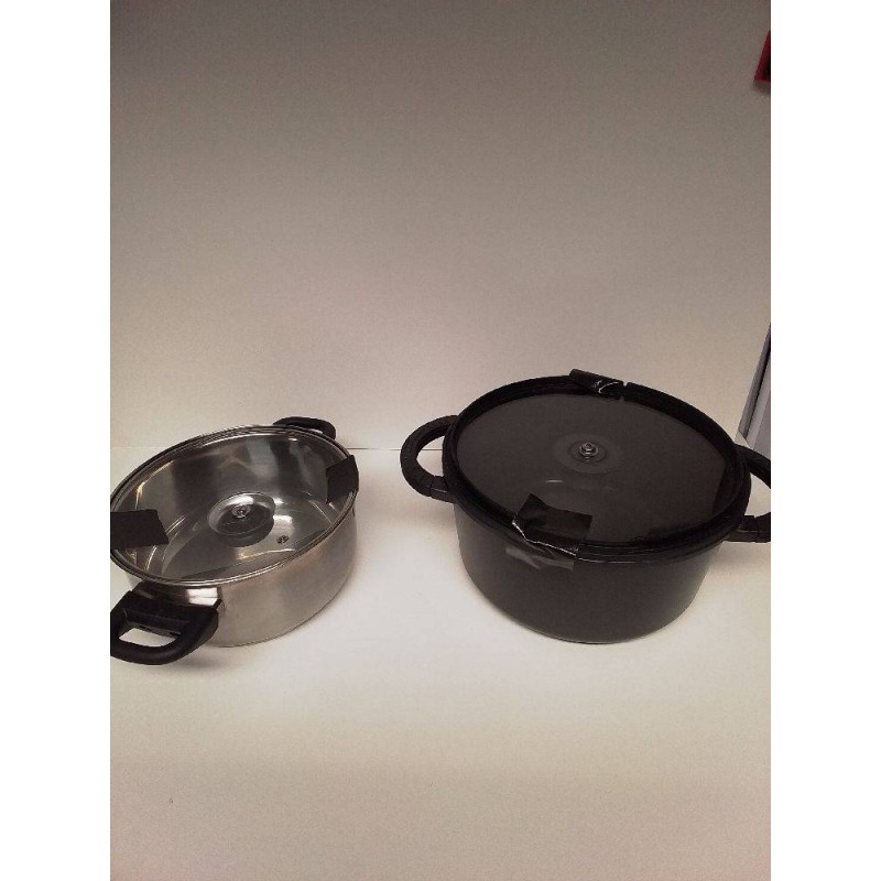 CASSEROLE ET COUVERCLE 