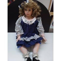 POUPEE PORCELAINE GILDE...