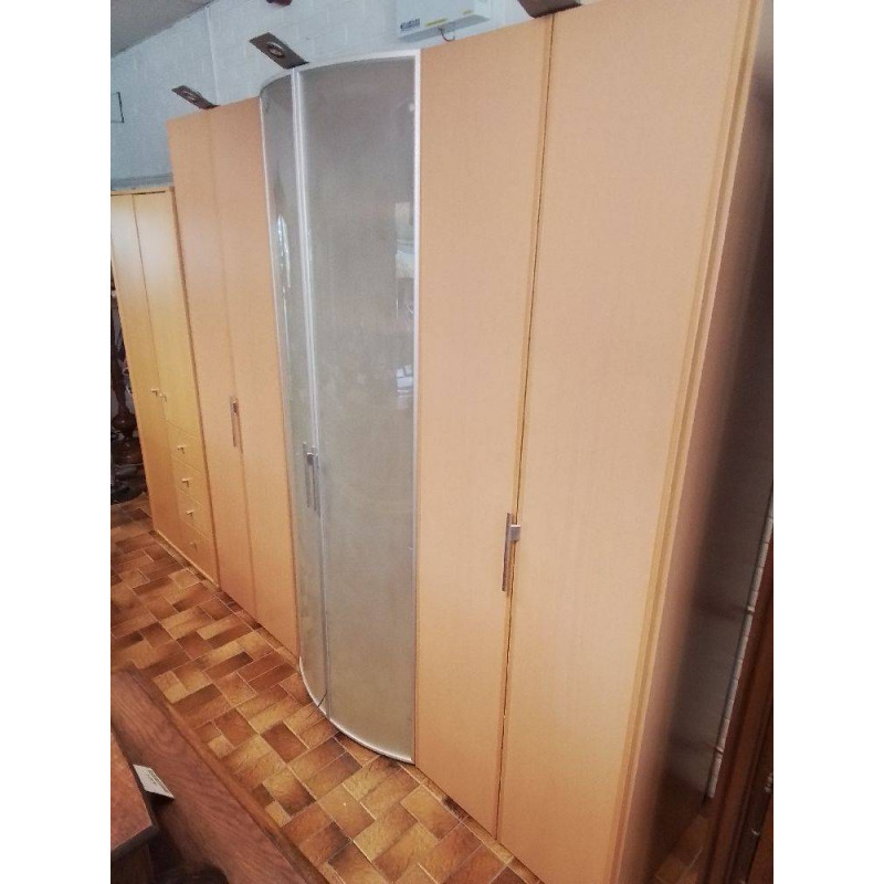 ARMOIRE 6 PORTES HULSTA