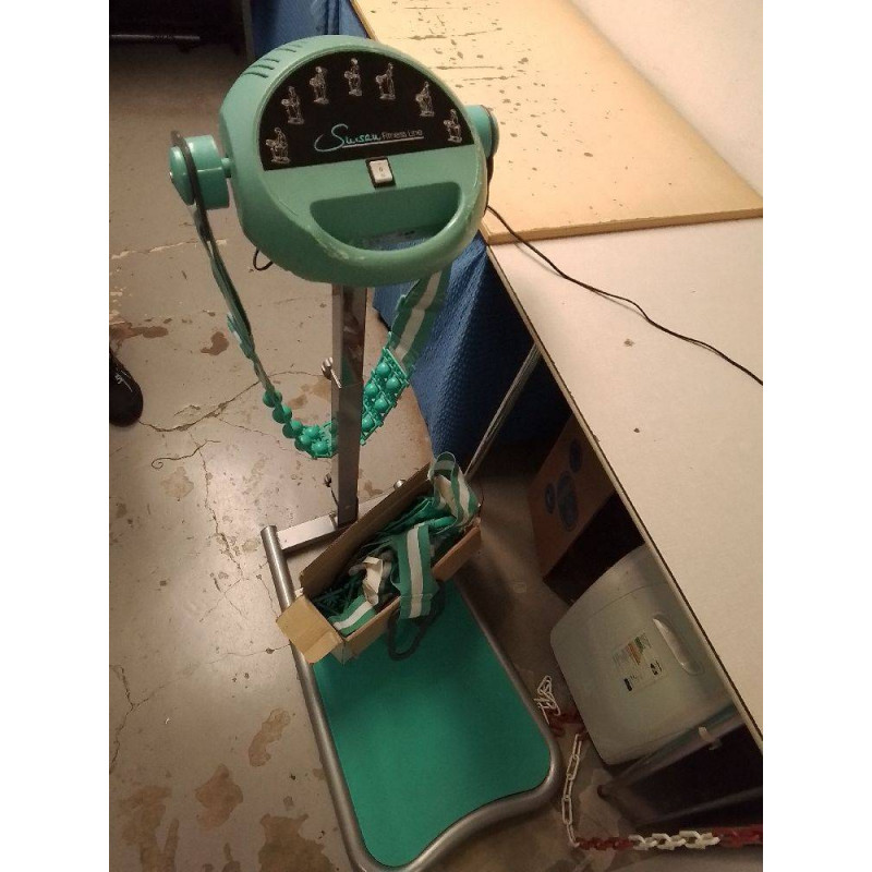 APPAREIL DE MASSAGE  + ACCESSOIRES 