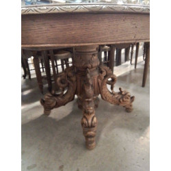 TABLE ANCIENNE CHENE MASSIF PIEDS SCULPTÉS 
