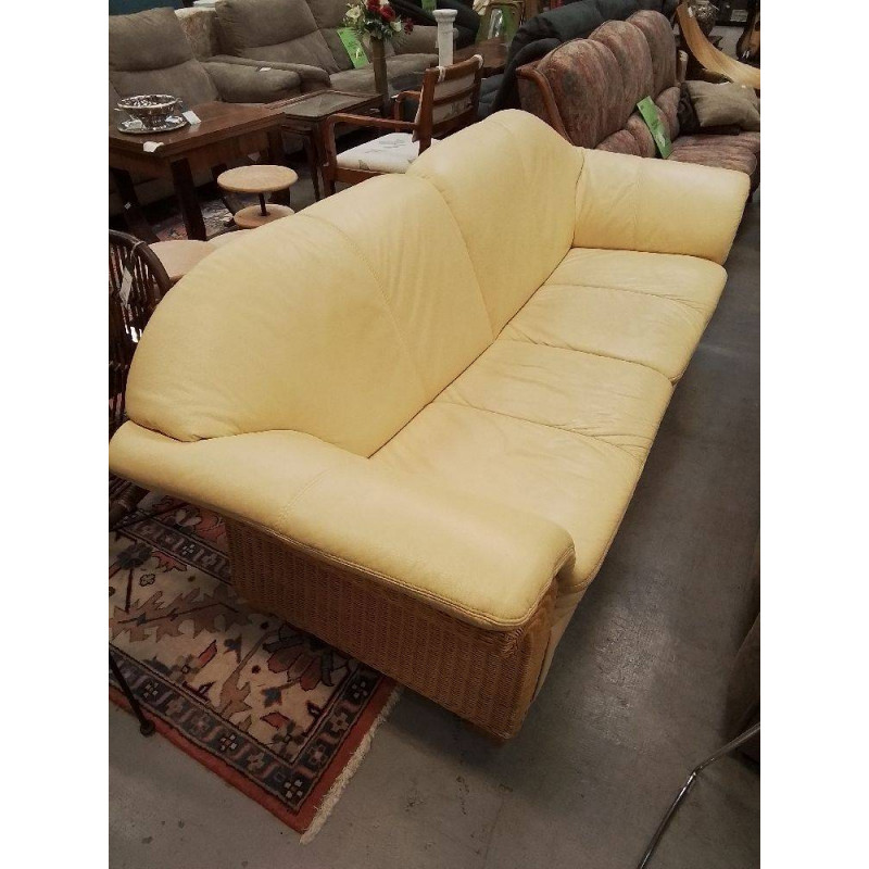 CANAPE 2 PLACES CUIR ET ROTIN JAUNE 