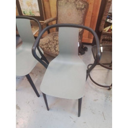 CHAISE VITRA BELLEVILLE