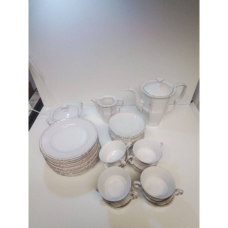 SERVICE A DESSERT PORCELAINE TCHÈQUE 