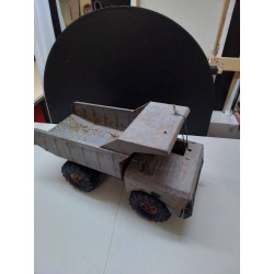 CAMION TONKA EN L\'ÉTAT 