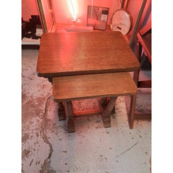 LOT DE 2 TABLES GIGOGNES...