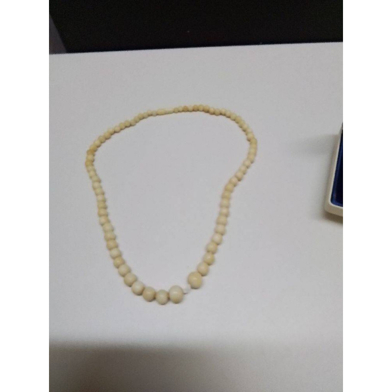 COLLIER PERLES