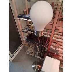 LAMPADAIRE AMPOULE 