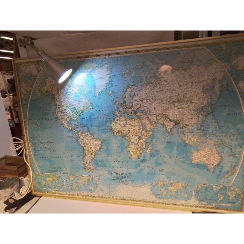 CADRE PLANISPHÈRE 1981