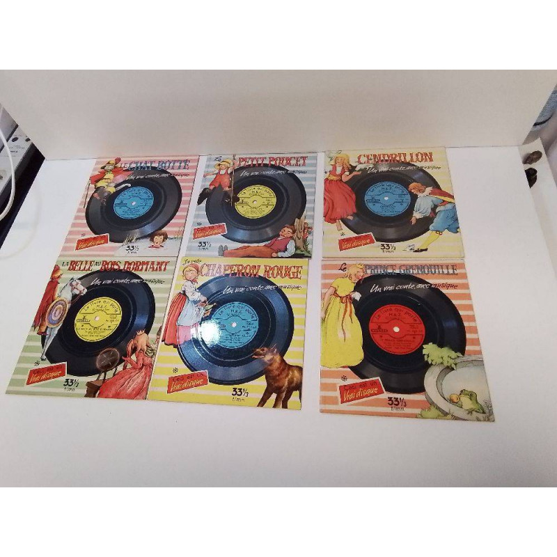 LOT DE LIVRES DISQUES VINTAGE CONTES