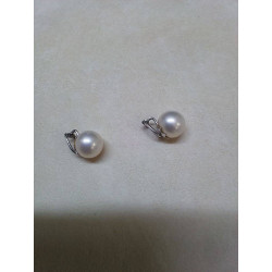 CLIPS D\'OREILLES PERLES...