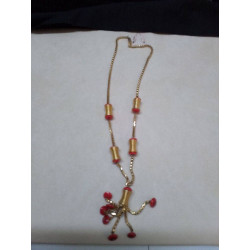 COLLIER AVEC DES PERLES...