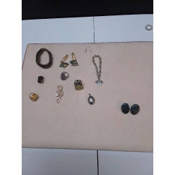 BIJOUX DIVERS 