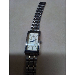 MONTRE QUARTZ 