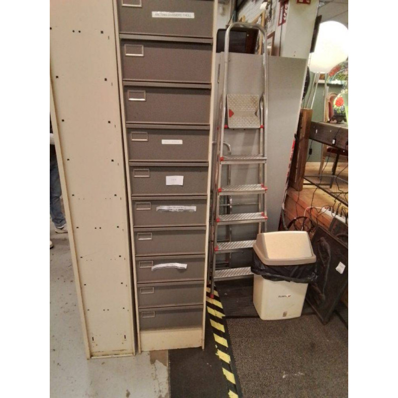 ARMOIRES METALLIQUE DIVERS MODELES