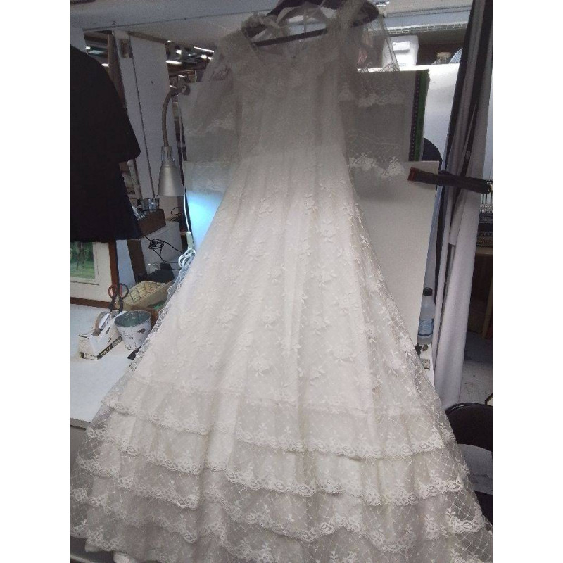 ROBE DE MARIÉE ANCIENNE 