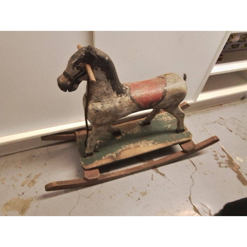 CHEVAL A BASCULE ANCIEN 