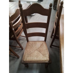 LOT DE 4 CHAISES ASSISES...