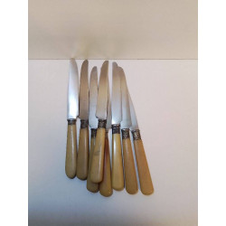 LOT DE COUTEAUX ANCIENS DIVERS