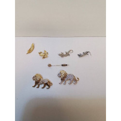 LOT DE BROCHES DIVERS
