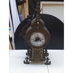PENDULE EN BRONZE ANCIENNE 
