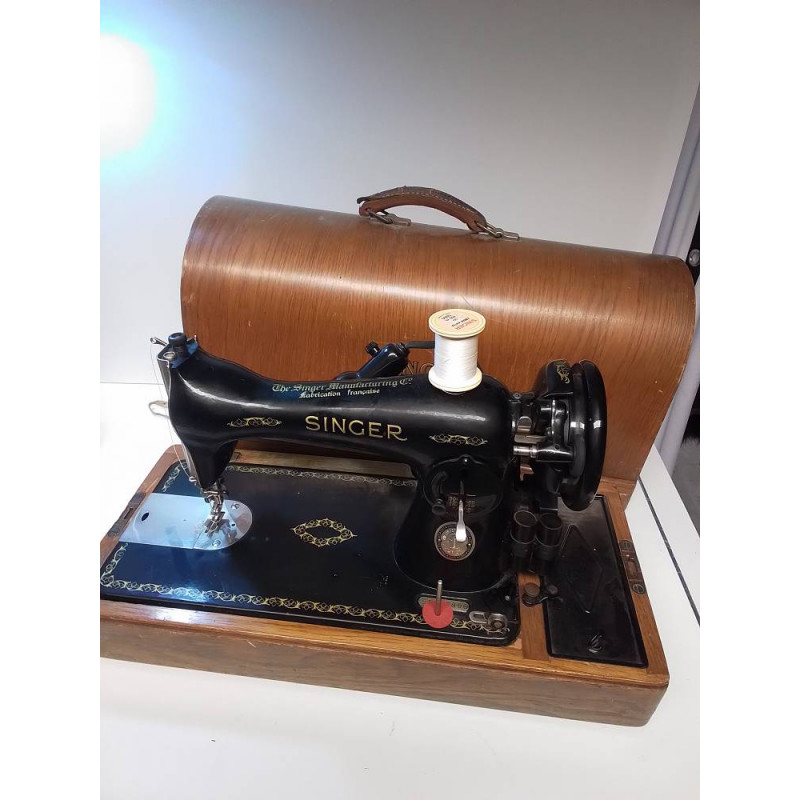 MACHINE A COUDRE SINGER