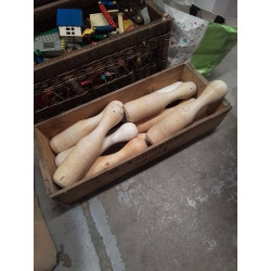 LOT DE QUILLES 
