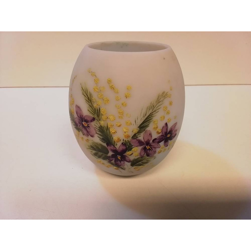 VASE OPALINE 
