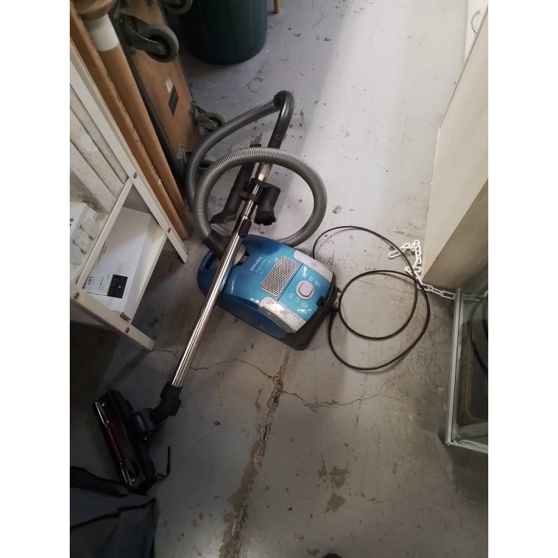 ASPIRATEUR MIELE