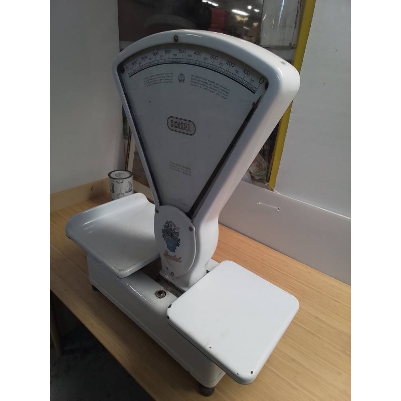 BALANCE D\'ÉPICERIE BERKEL