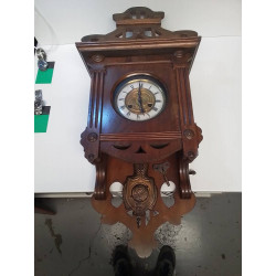 HORLOGE ANCIENNE EN L\'ÉTAT