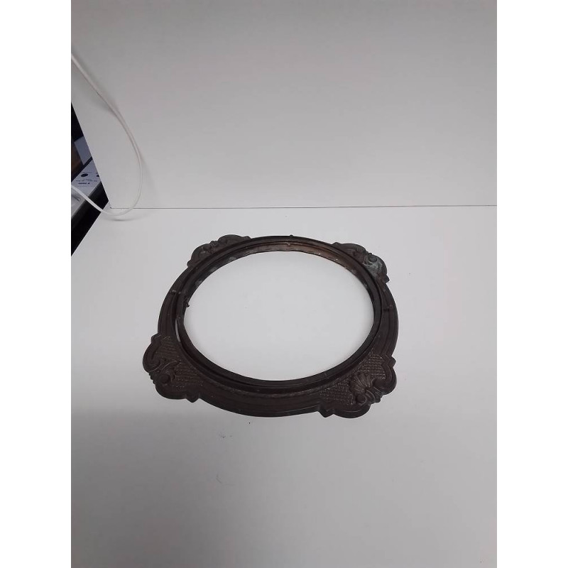 SUPPORT METAL PLAFONNIER ANCIEN EN L’ETAT