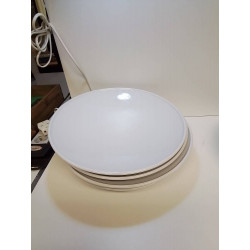LOT DE 4 ASSIETTES GRAND...