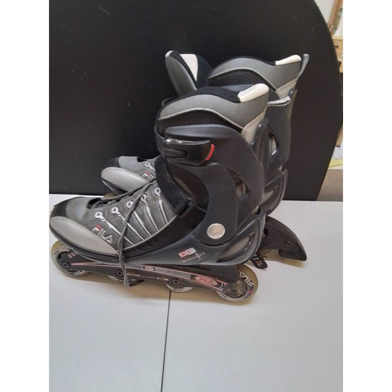 PAIRE DE ROLLERS FILA T43