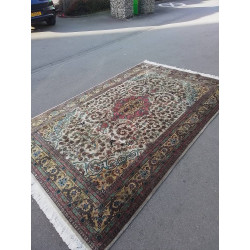 TAPIS INDIEN LAINE ET SOIE...