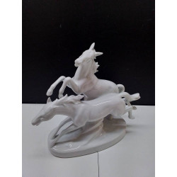 DÉCORATION PORCELAINE CHEVAUX 