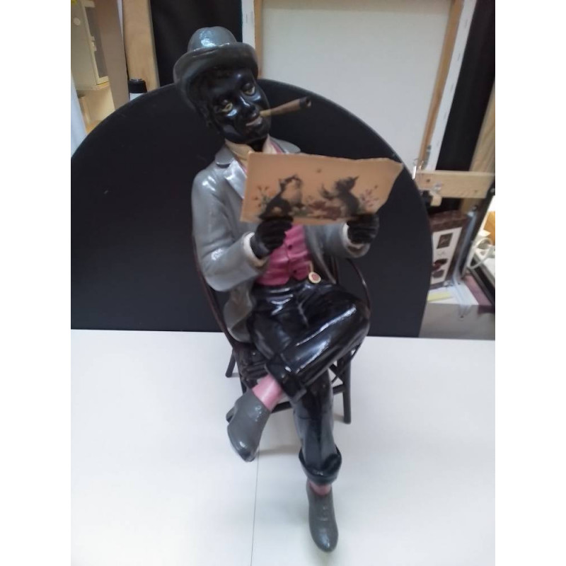 STATUETTE HOMME  FUMEUR 