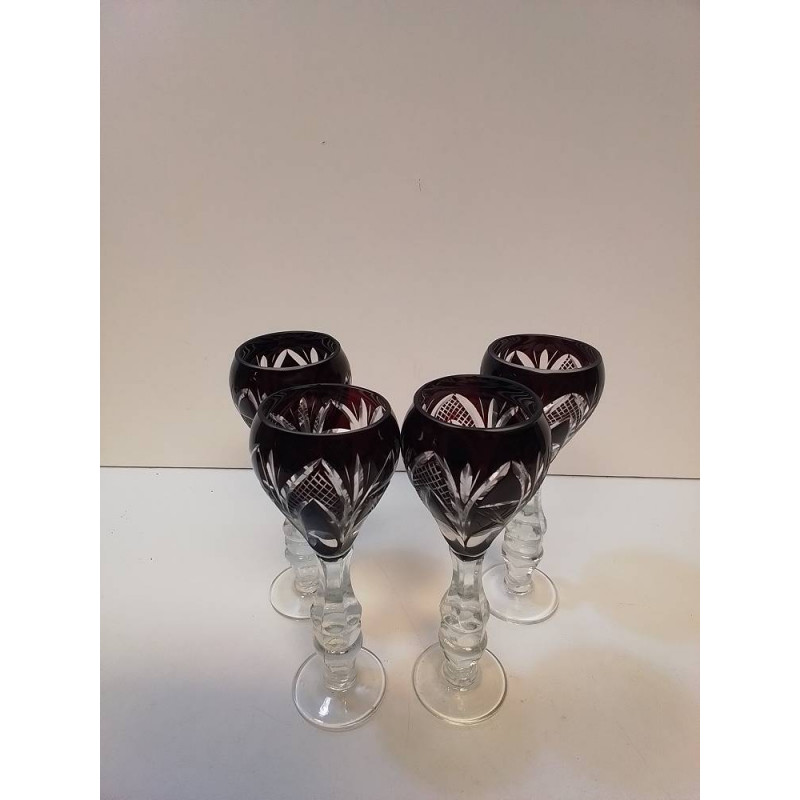 LOT DE VERRES A LIQUEUR 