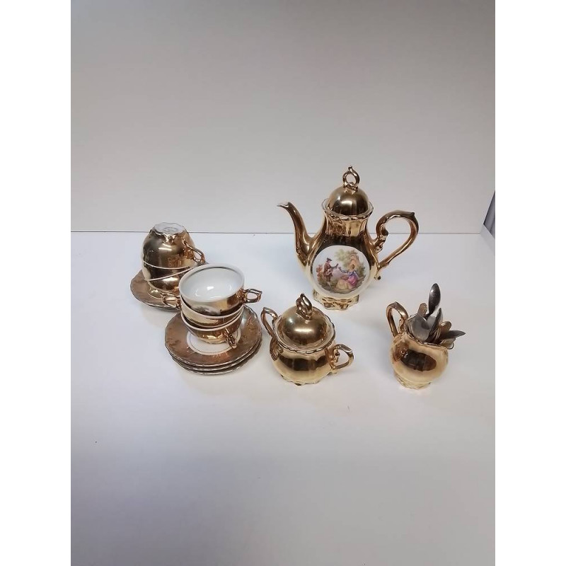 SERVICE A CAFE DORE MOTIF ROMANTIQUE